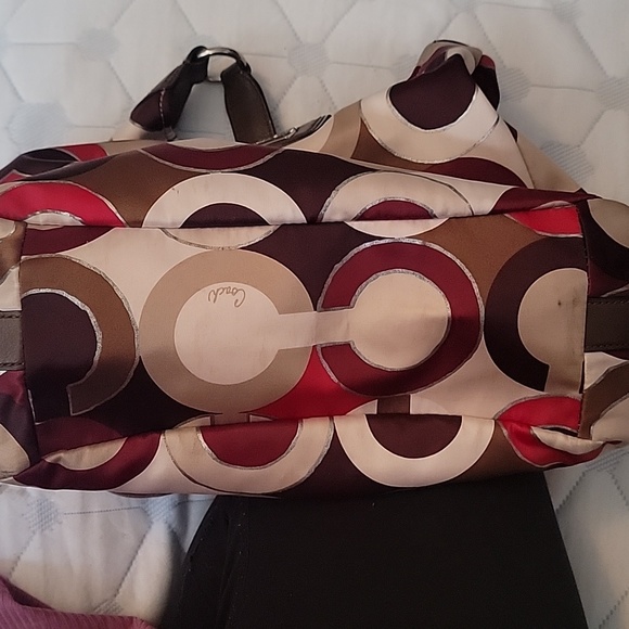 Coach woman’s handbag. - Picture 8 of 12